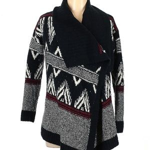 Cozy Black & White Patterned Open-Front Sweater with Burgundy Accents